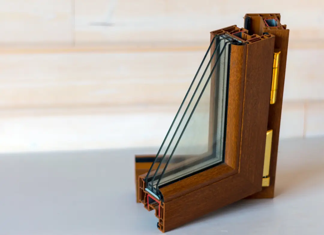 Installation de fenêtre en bois sur mesure Valdallière